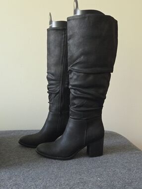 Excellent Used Condition BEAR TRAP RAZELLR Boots SIZE 7.5
